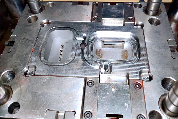 molde de inyecci&oacute;n de pl&aacute;stico