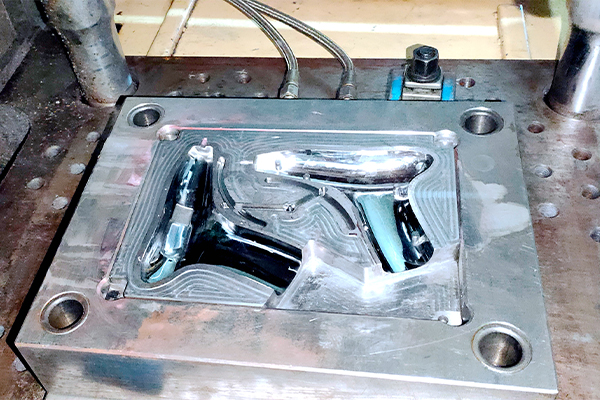 molde de inyecci&oacute;n de pl&aacute;stico