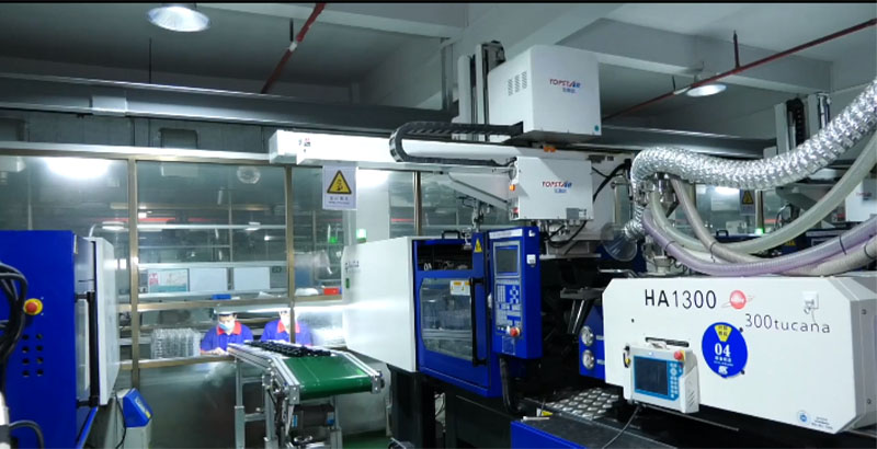 moldura de inyecci&oacute;n