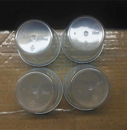 Parte de moldeo por inyecci&oacute;n de pared delgada