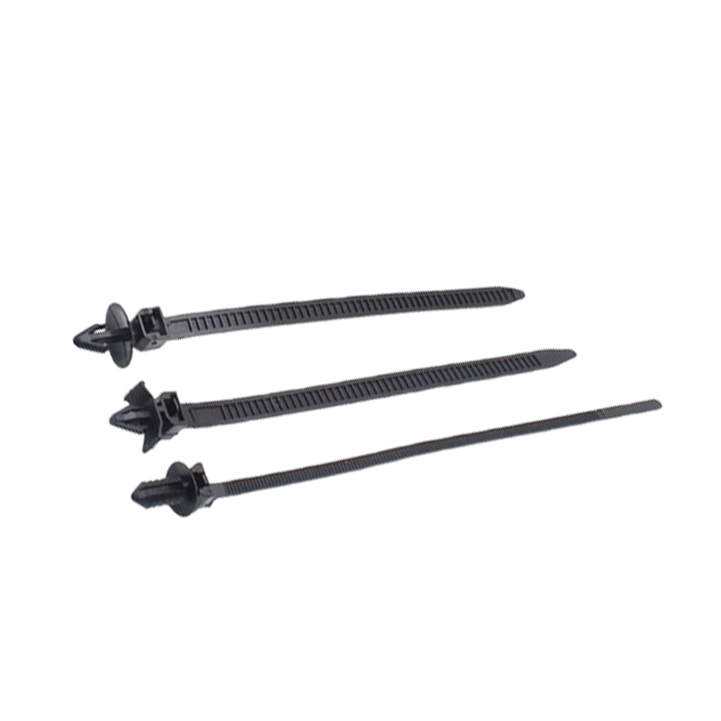 Piezas automotrices del moldeo por inyección del clip de amarre del cable del Push-mount del abeto
