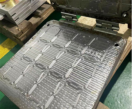 moldeado por compresi&oacute;n de caucho cromado